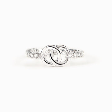 Mother & Daughter Forever Linked Pavé Interlocking Ring