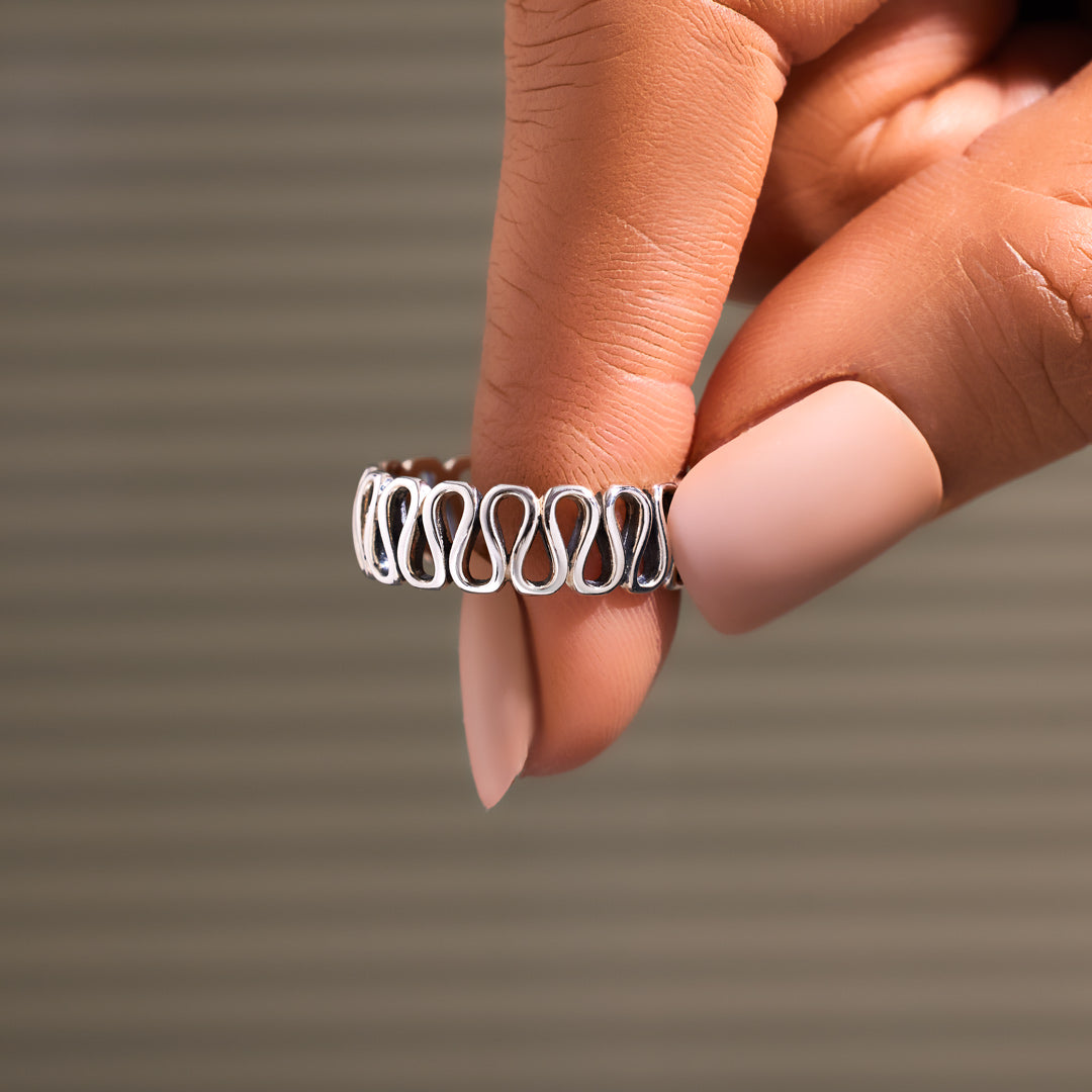 A Stolen Heart Winding Ring