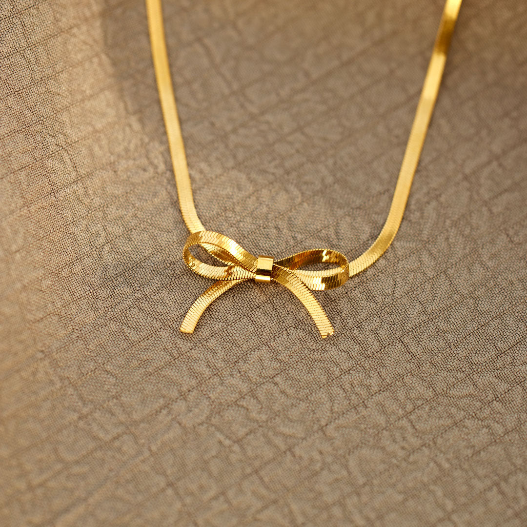 Bow Tie Herringbone Necklace