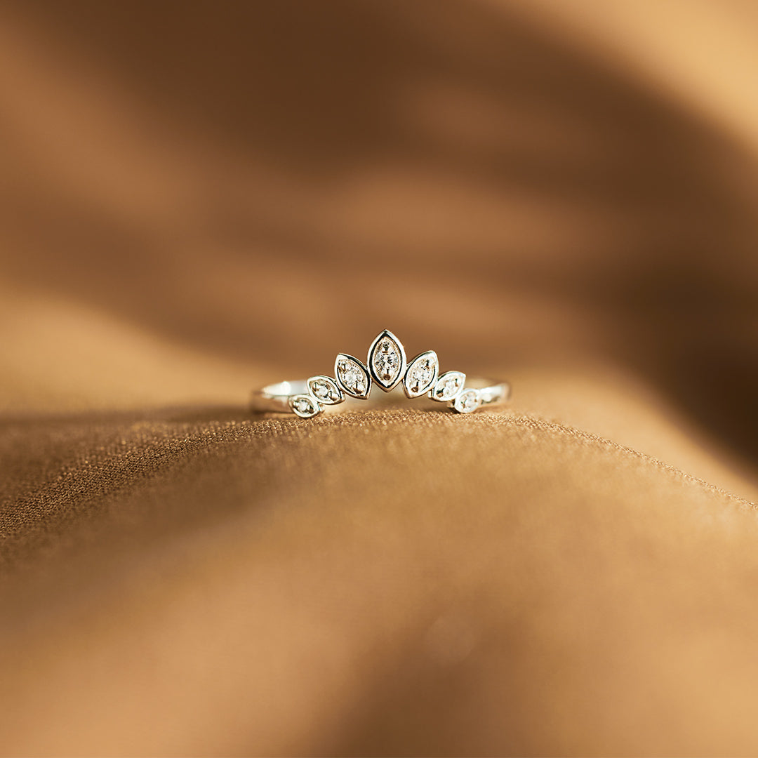 Daughter Of The King Curved Crown Ring