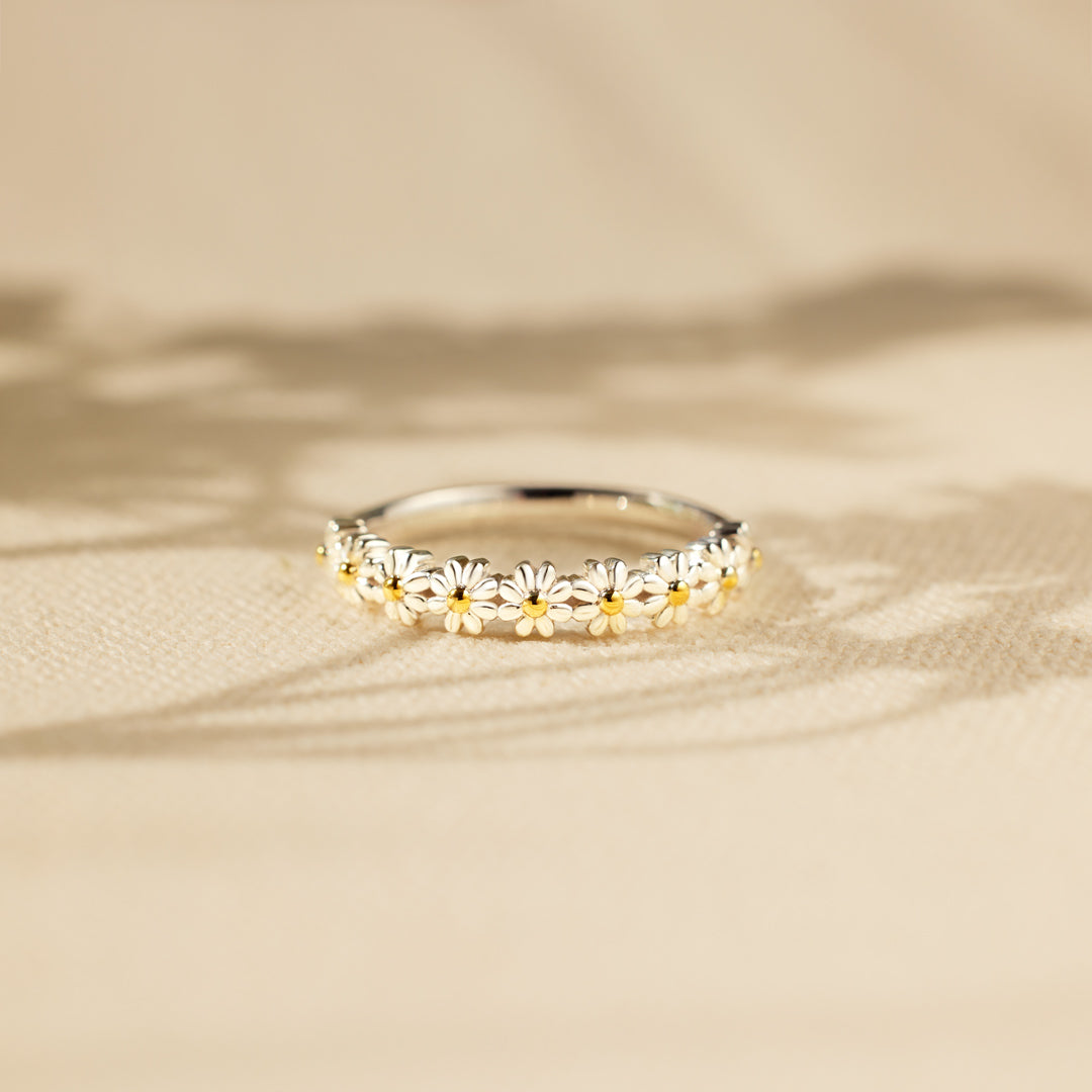 Daisy Ring Storyjewellery