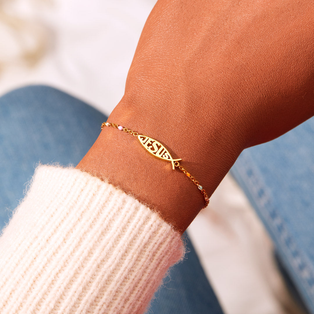 She Prays Works & Has Faith Jesus Ichthys Fish Bracelet
