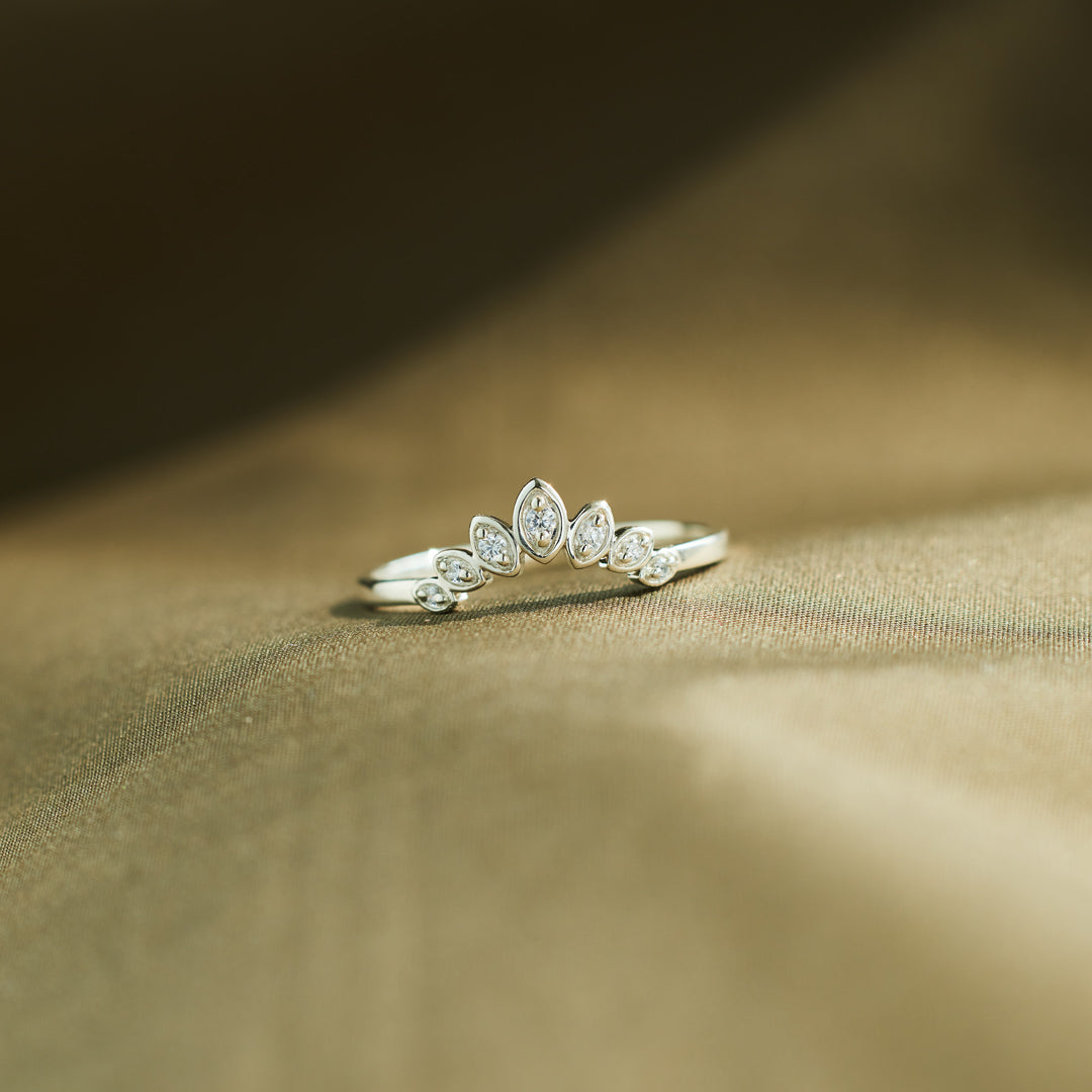 Daughter Of The King Curved Crown Ring