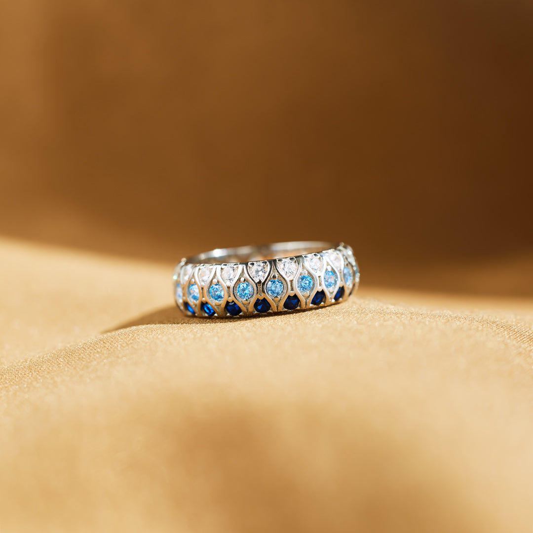 Engraved Dot Hive Ring