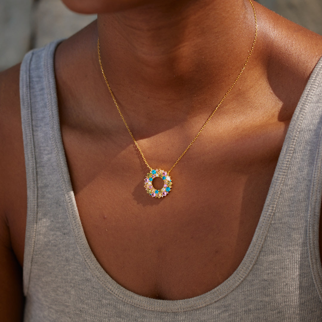 Dear Daughter Vivid Circle Necklace