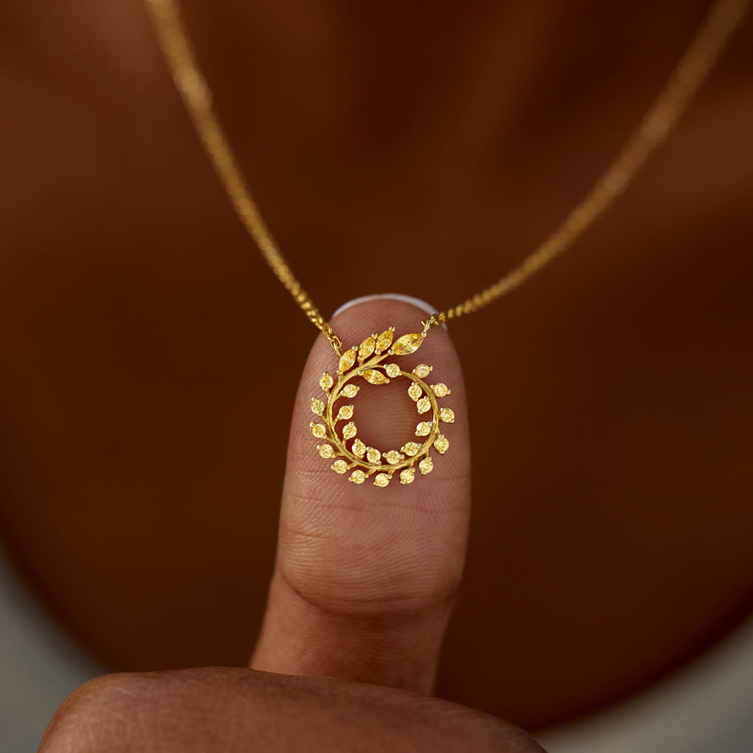 Dear Daughter Golden Circle Necklace