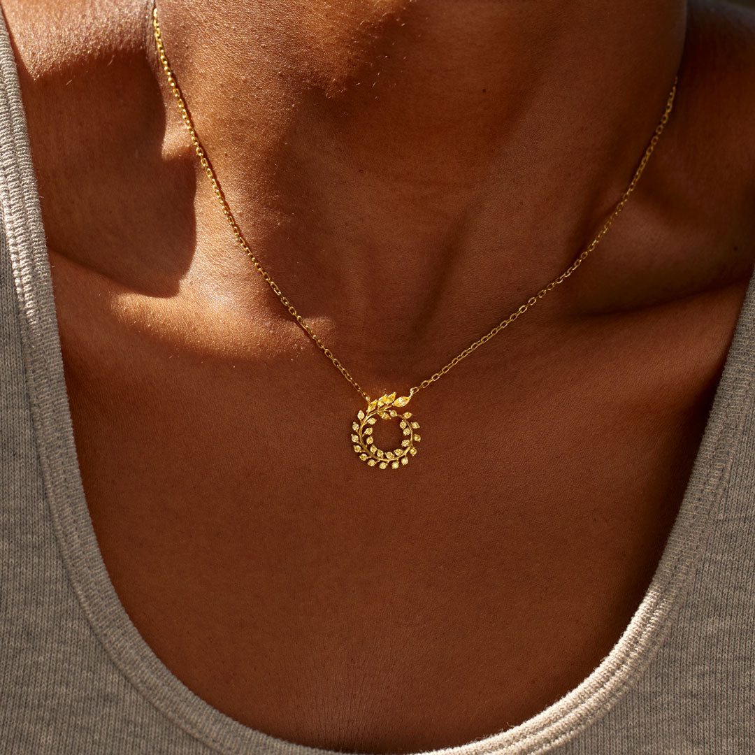 Dear Daughter Golden Circle Necklace
