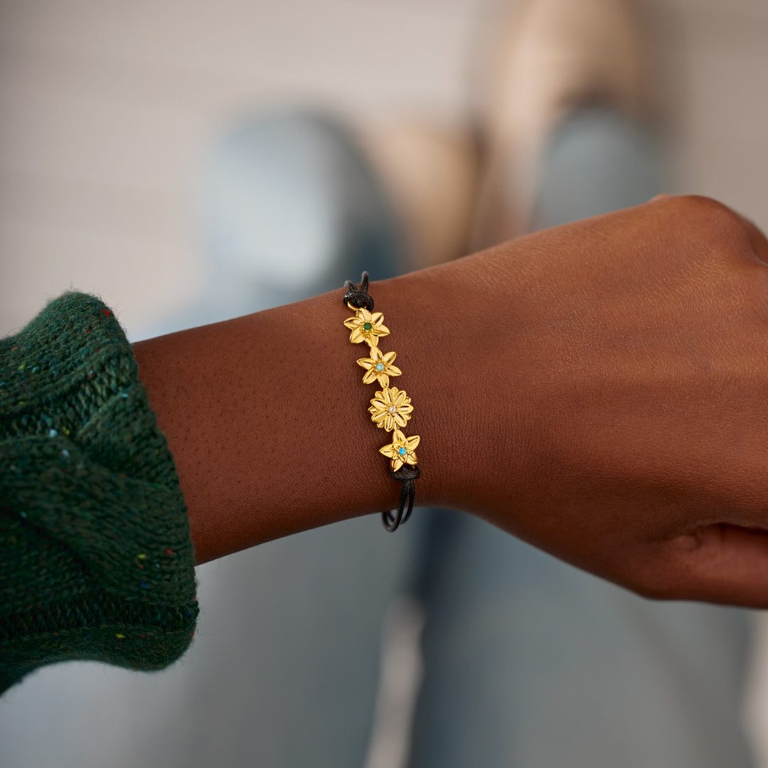 Nana's Valentines 1-8 Three Dimensional Birth Flowers Leather Bracelet