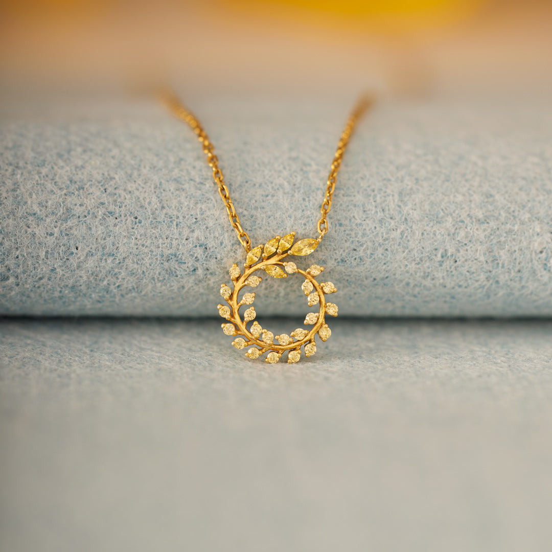 Dear Daughter Golden Circle Necklace