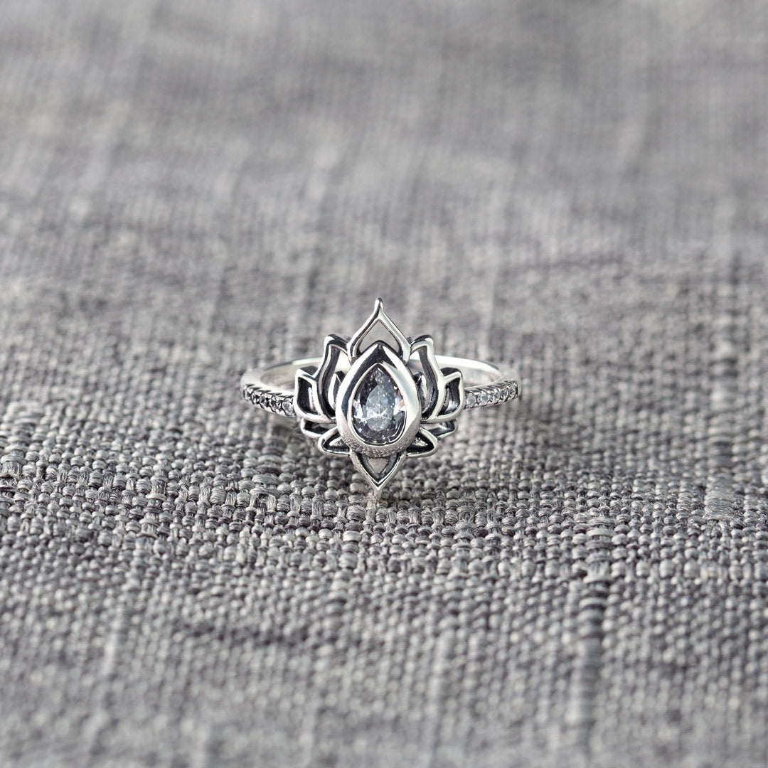 Lotus Ring