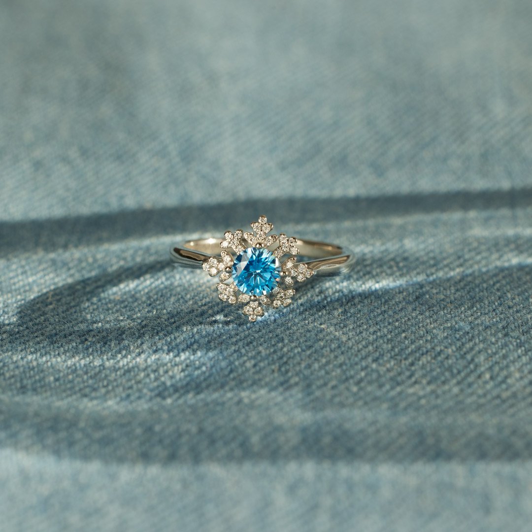 Snowflakes Ring