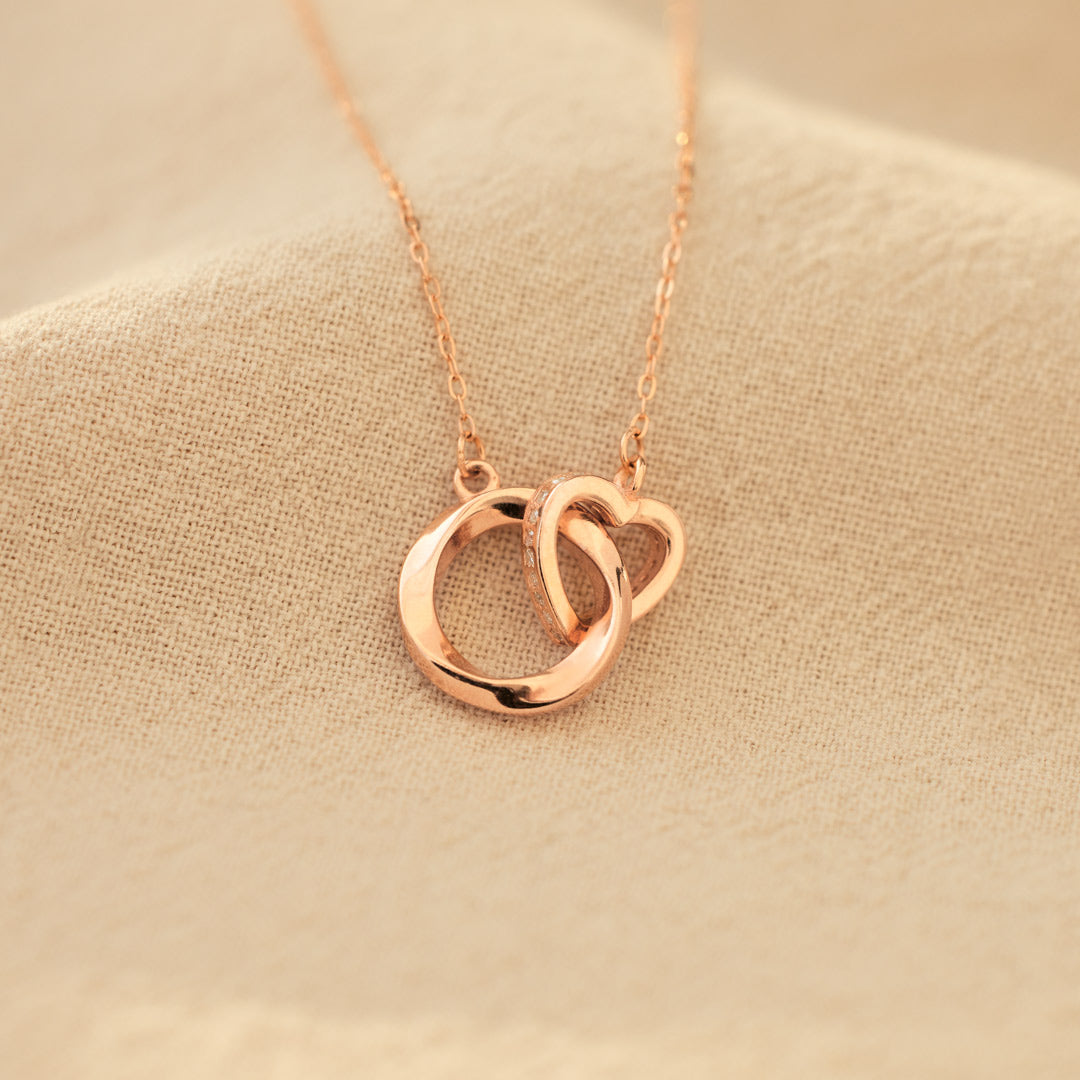 Mother-Daughter Bond Interlocking Mobiüs Heart Necklace