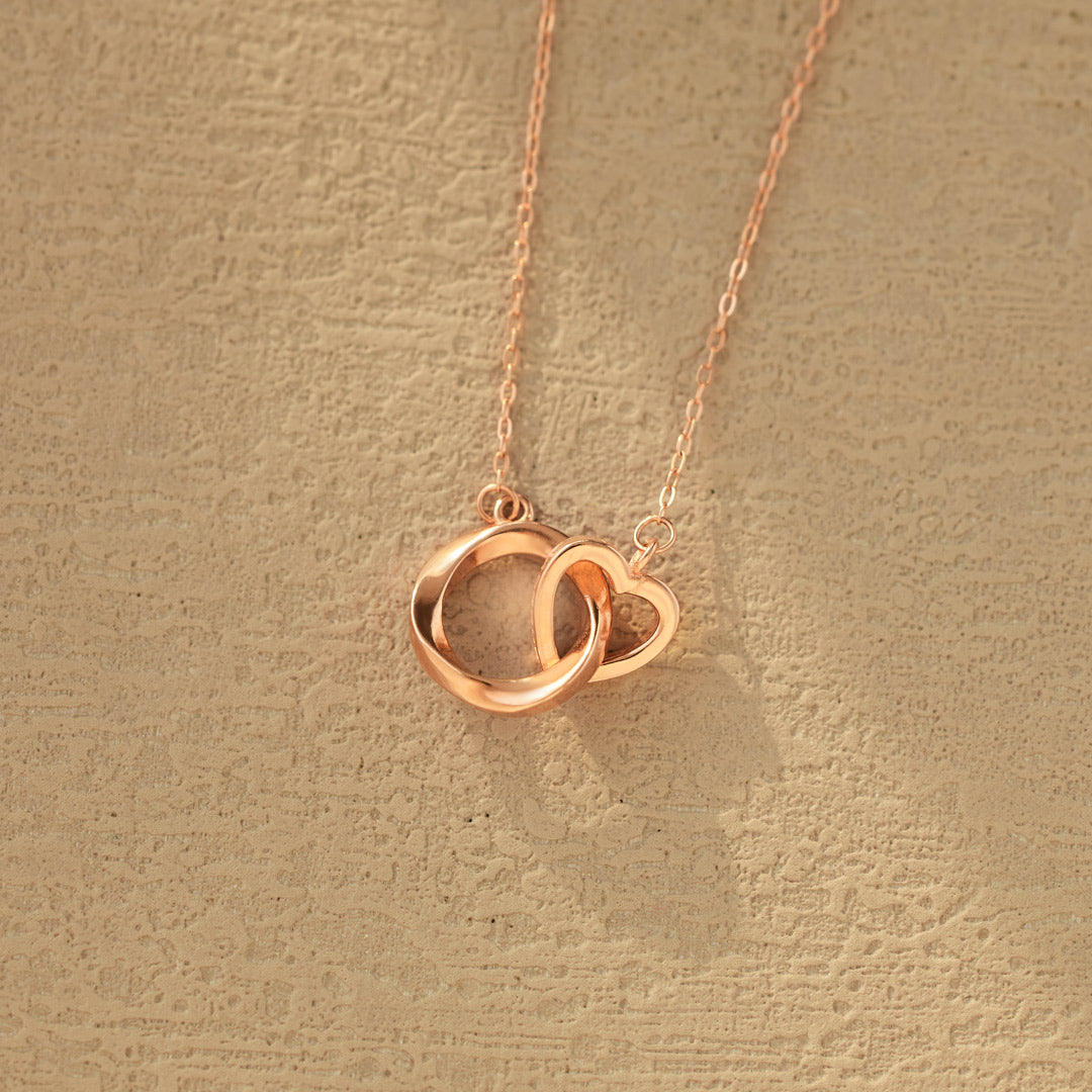 Mother-Daughter Bond Interlocking Mobiüs Heart Necklace