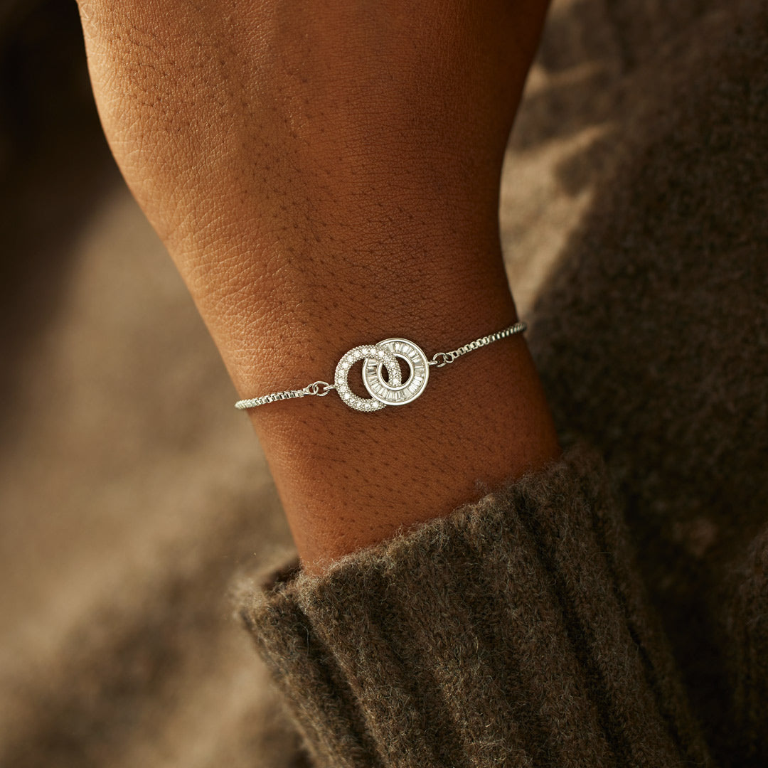 Linked From the Heart Pave Interlocking Circles Bracelet