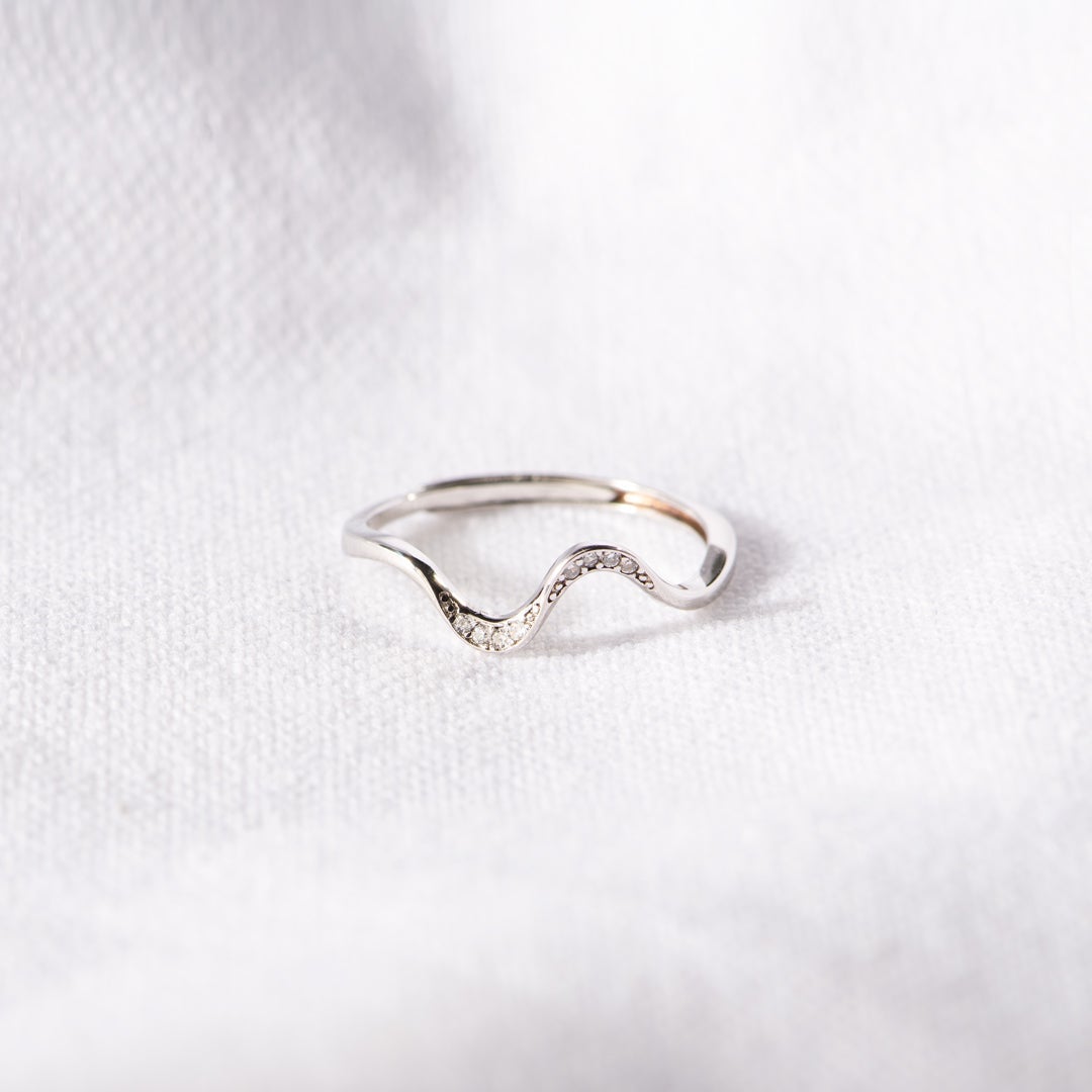 Healing Is Not Linear Minimalist Wave Ring