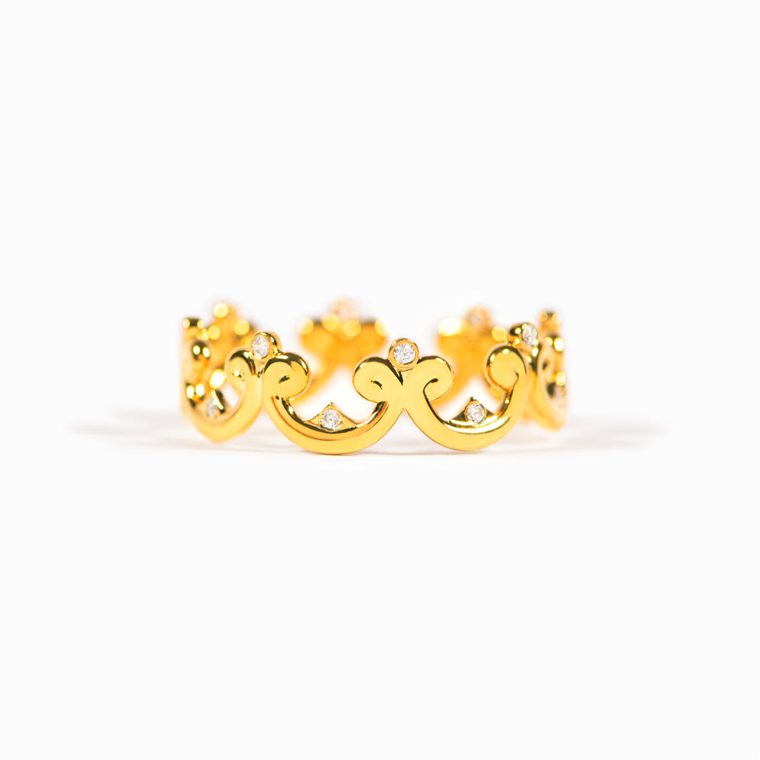 Remember Who You Are Wavy Crown Ring