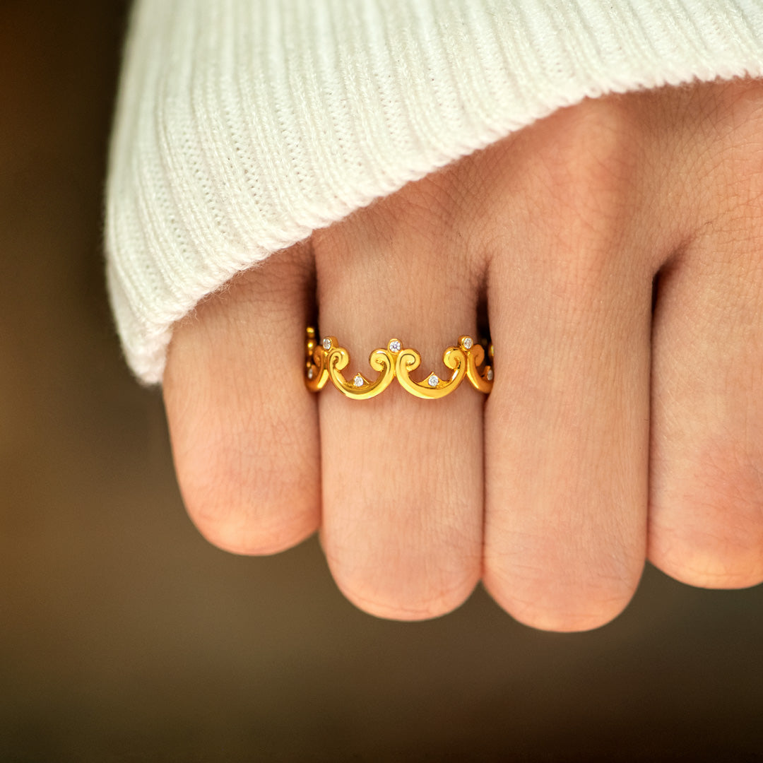 Remember Who You Are Wavy Crown Ring