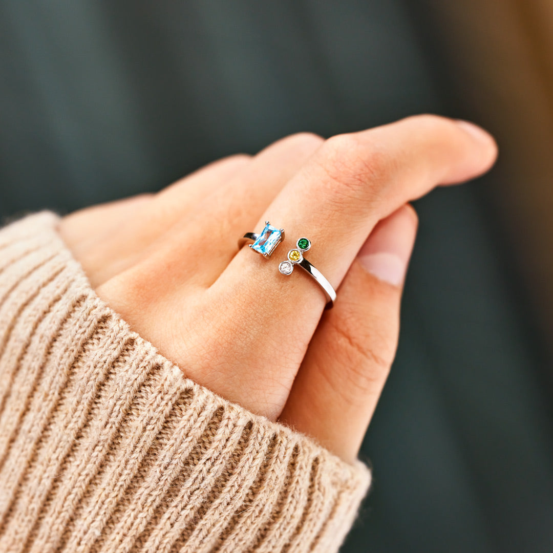 Mom And 1-5 Kids Birthstone Ring