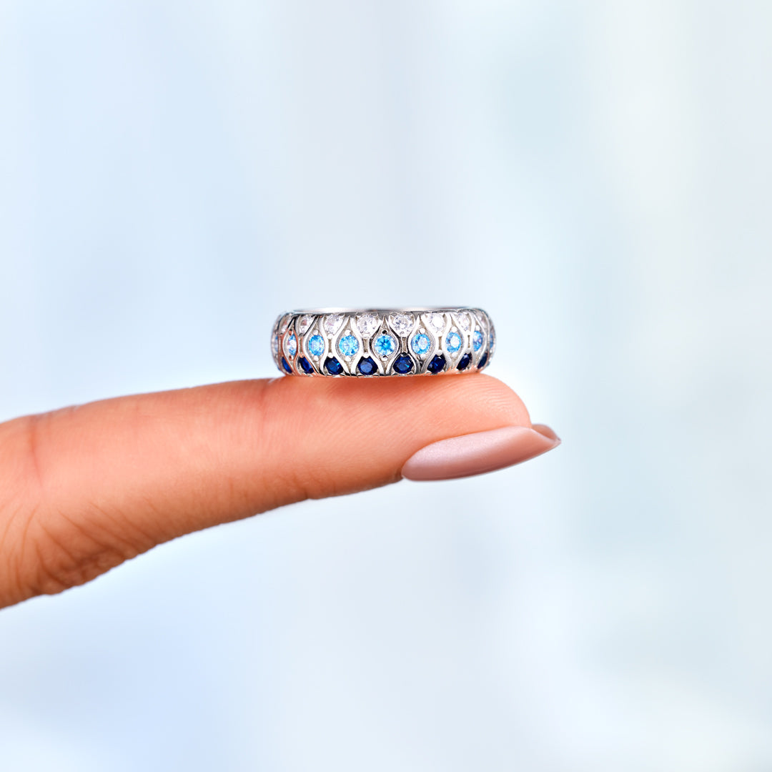 Engraved Dot Hive Ring