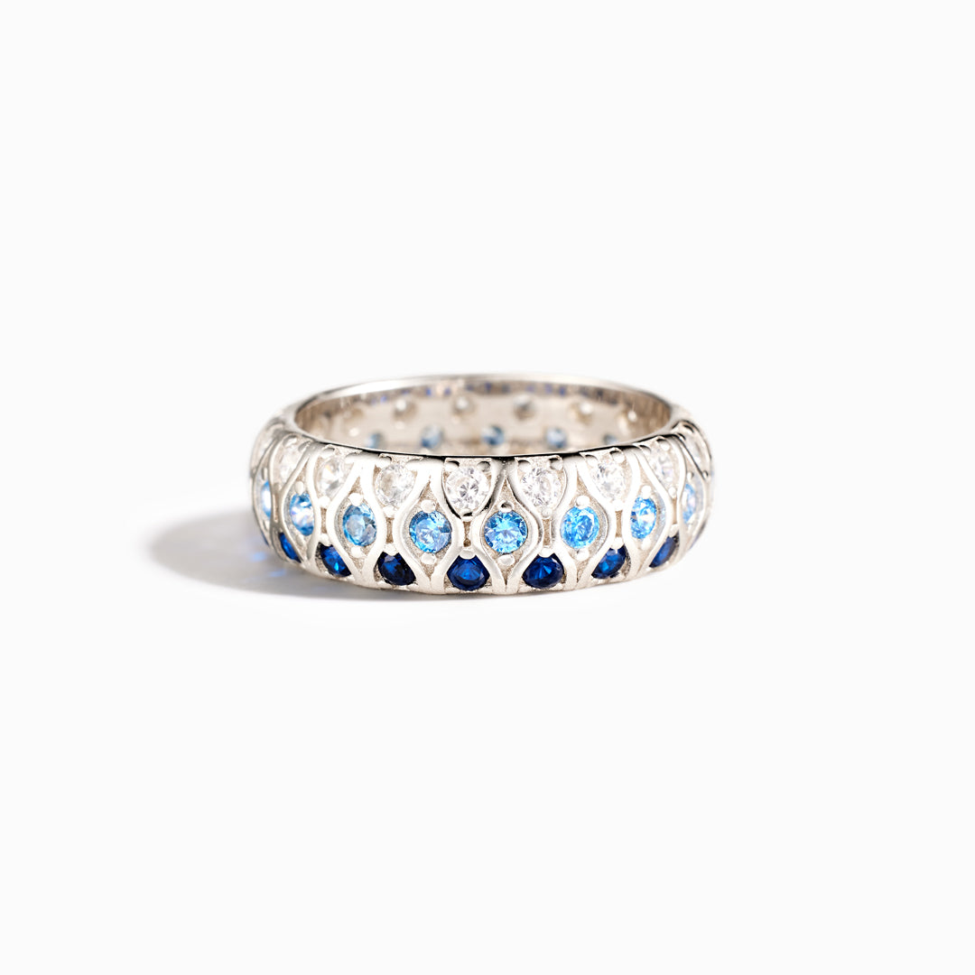 Engraved Dot Hive Ring