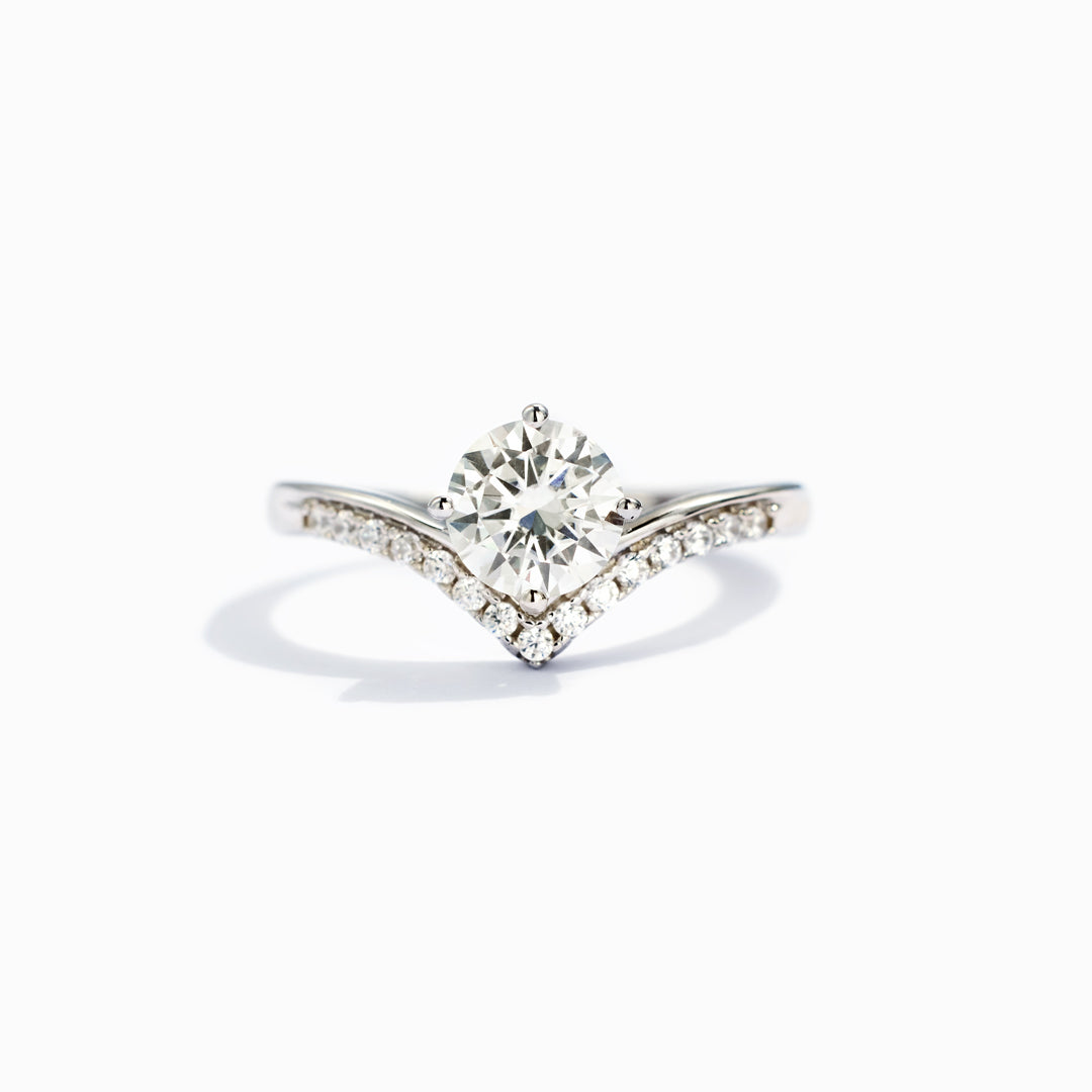 Count On Me Round-Cut Chevron Ring