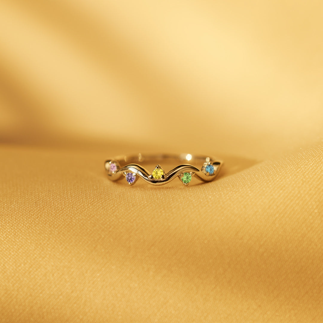 Personalized Wavy Ring With 1-6 Birthstones